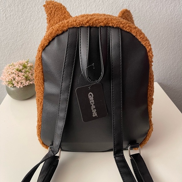 BioWorld Mini Gremlin Backpack - Gizmo - Picture 3 of 7